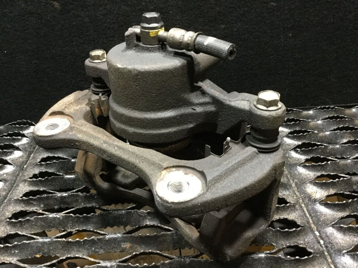 12 13 14 15 16 Hyundai Veloster Turbo Front Right Pass Brake Caliper OEM