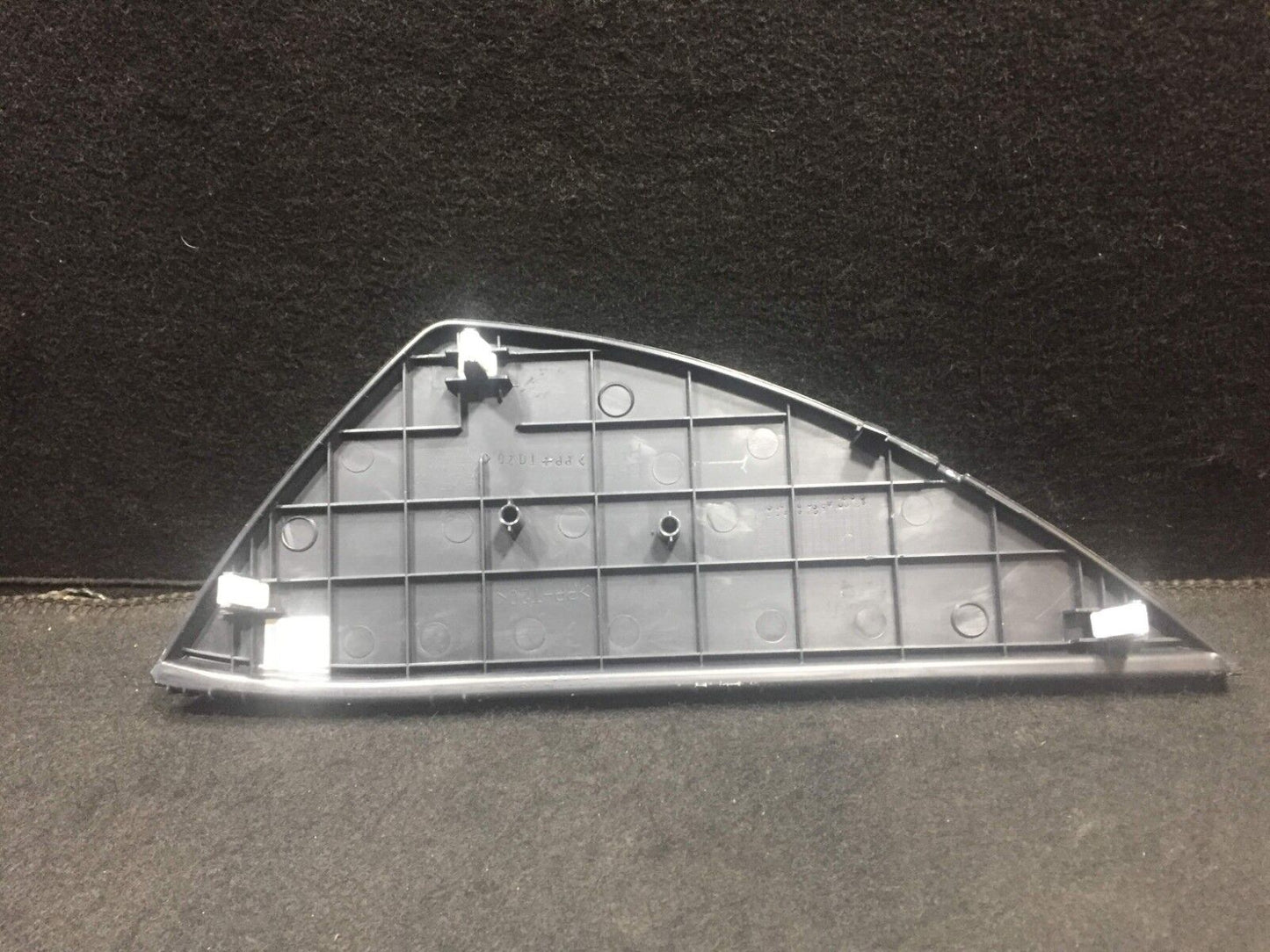 10 2010 11 2011 Kia Soul Dash End Cap Right Passenger Side OEM A1 57k