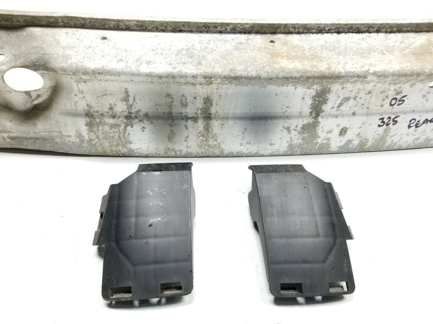 01 02 03 04 05 BMW E46 Sdn Rear Bumper Reinforcement Absorber Bar OEM 125k Miles