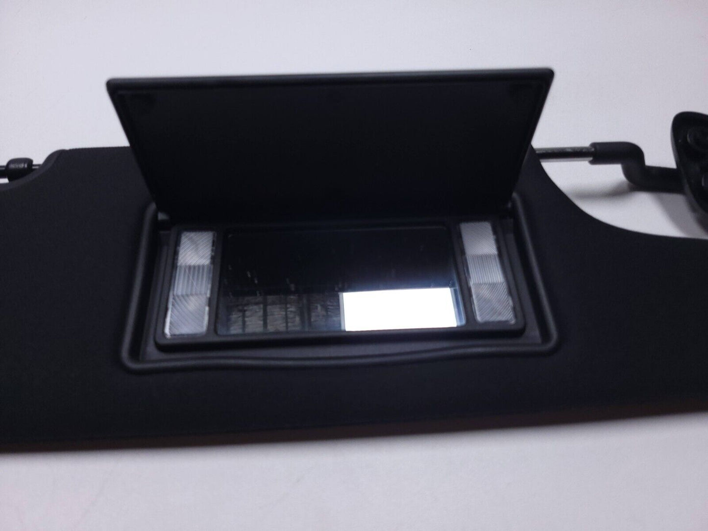 15 16 17 18 Dodge Challenger Sun Visor Passenger Side Right OEM