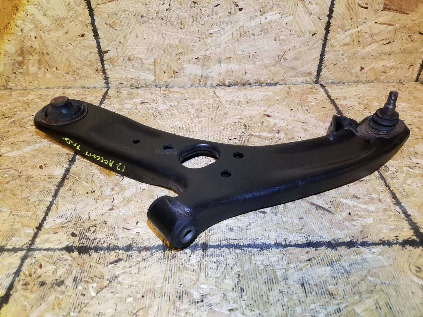 12 13 14 15 16 Hyundai Accent Front Left Driver Side Lower Control Arm OEM