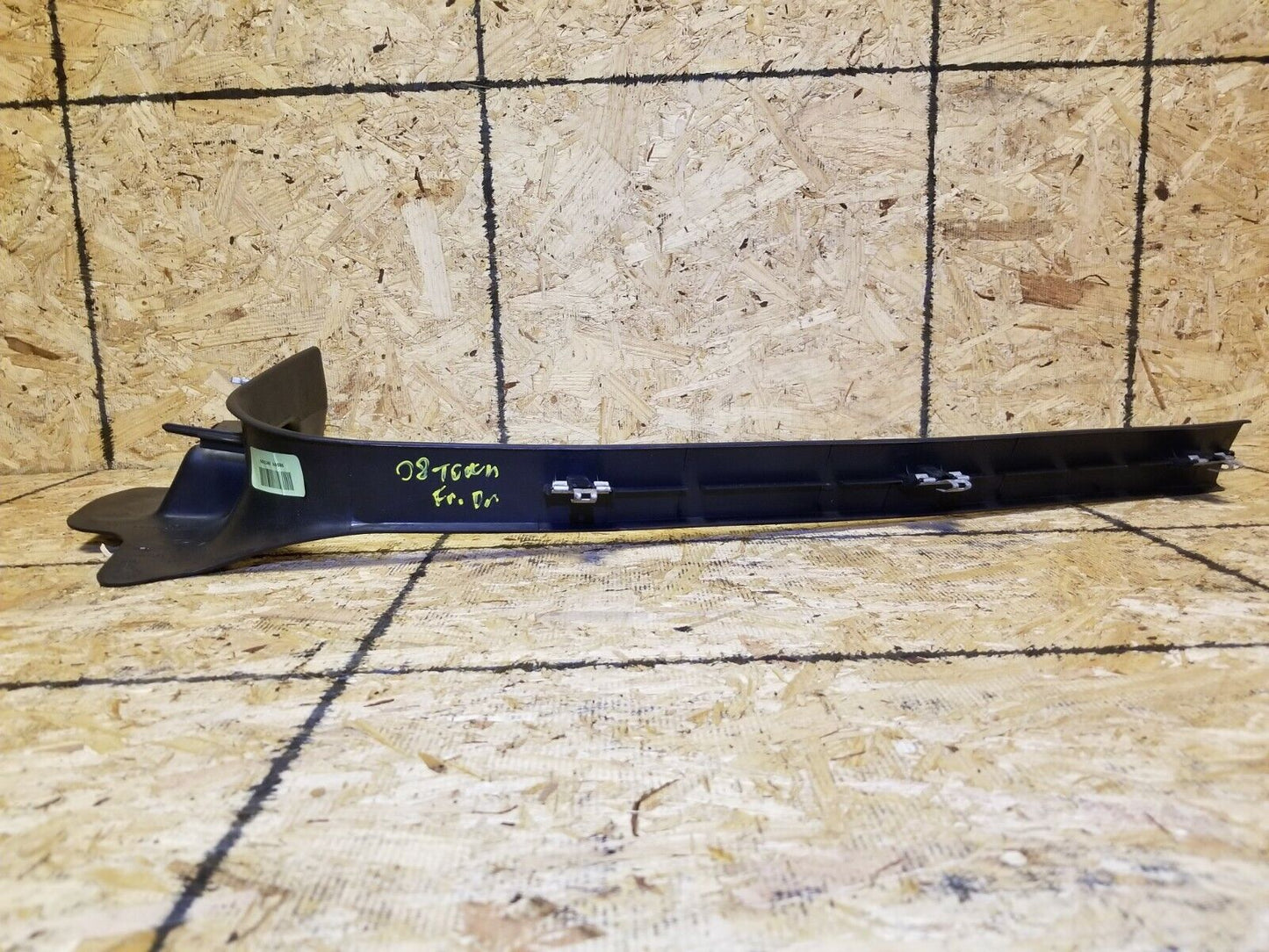 07 08 09 10 11 Lincoln Town Car Front Left Driver Side Kick Panel Trim OEM