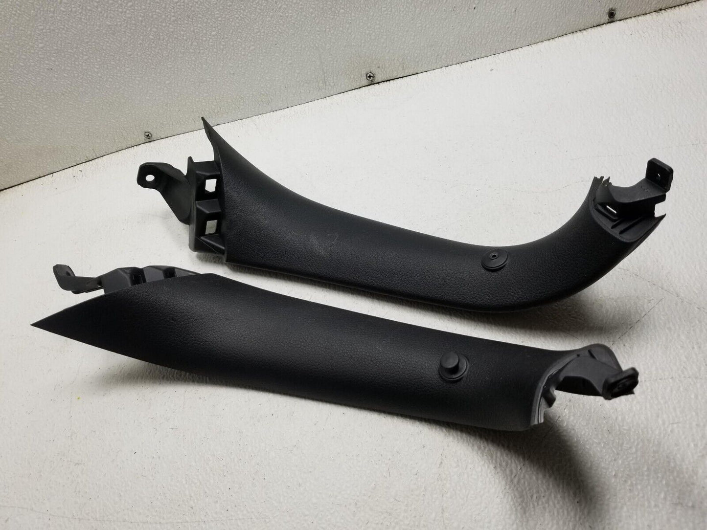 14 15 16 17 Hyundai Elantra Gt Tailgate Frame Cover Trim Left & Rigth Pair OEM