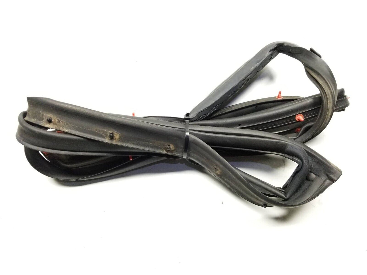 14 15 16 Kia Forte Rear Driver Door Weatherstrip Seal Left Side OEM 73k