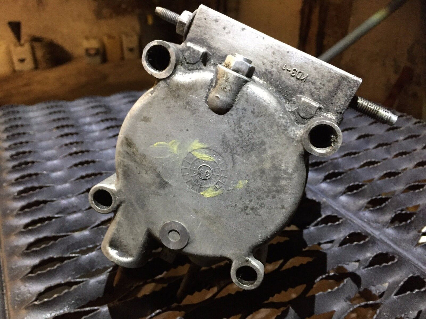 03 04 05 Ford Expedition AC A/c Compressor OEM