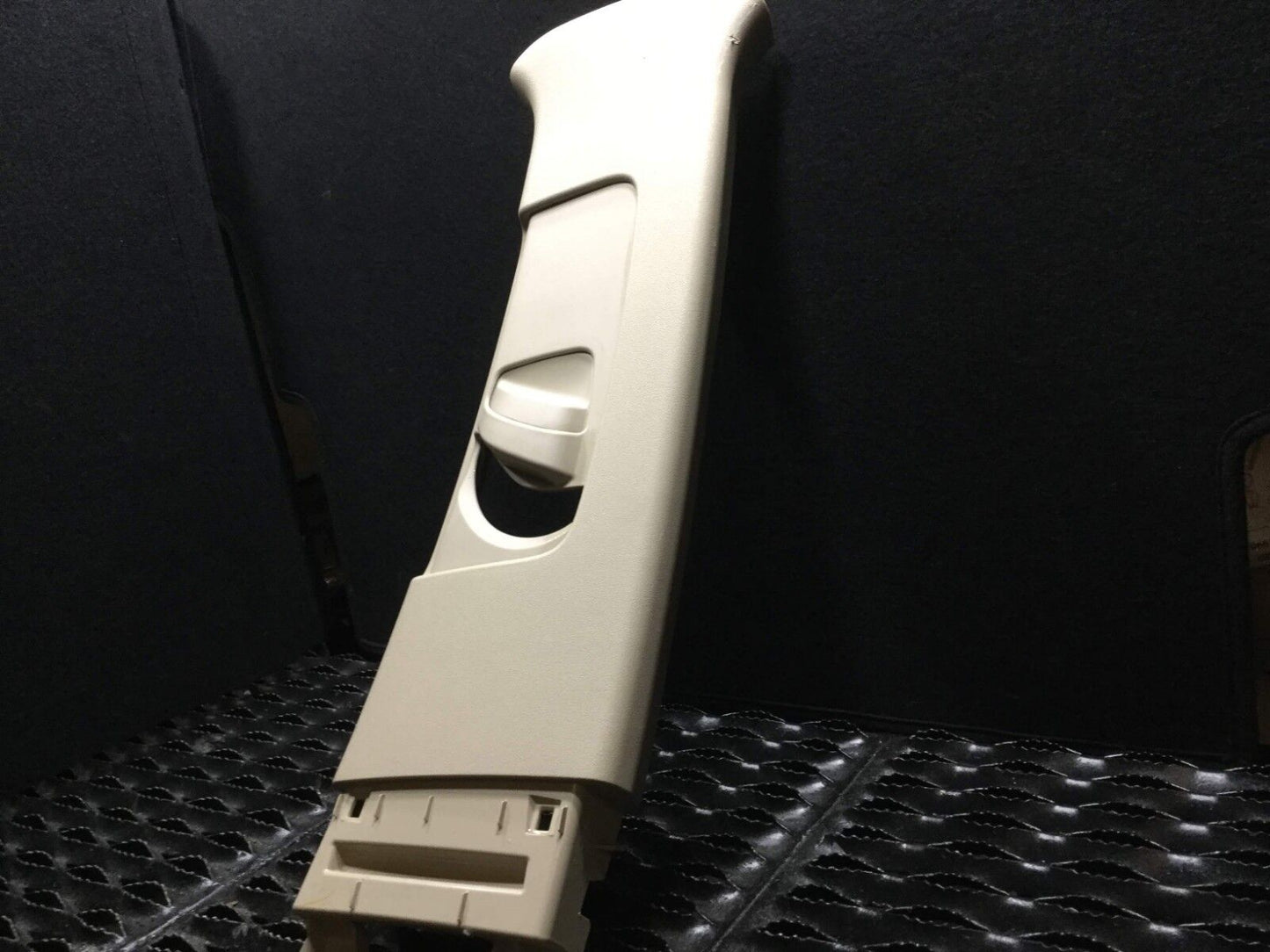 04-09 Toyota Prius B Center Pillar Upper Trim Panel Rigth Passenger Side OEM