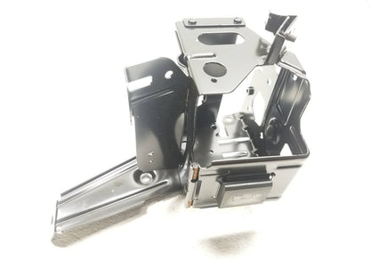 12 13 14 Mercedes-benz C300 Relay Computer Unit Bracket Mount 2045400440 OEM