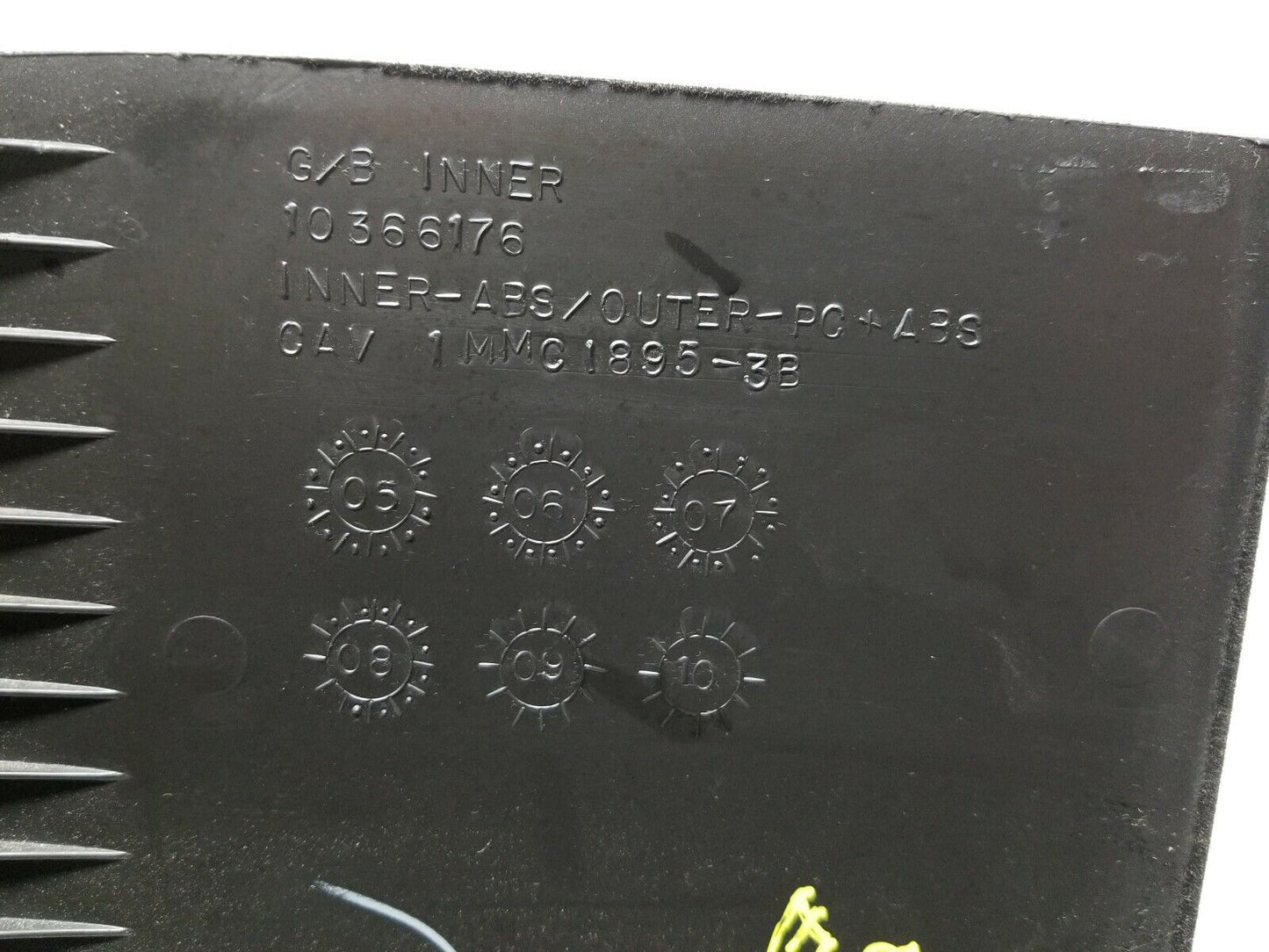 08 09 10 11 12 13 14 Escalade Glove Box OEM