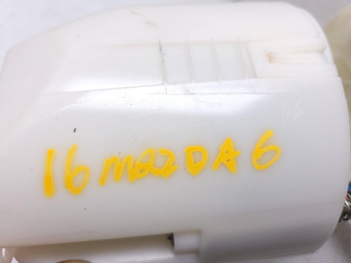 2014 - 2017 Mazda 6 Gas Fuel Pump 292100-0380 OEM