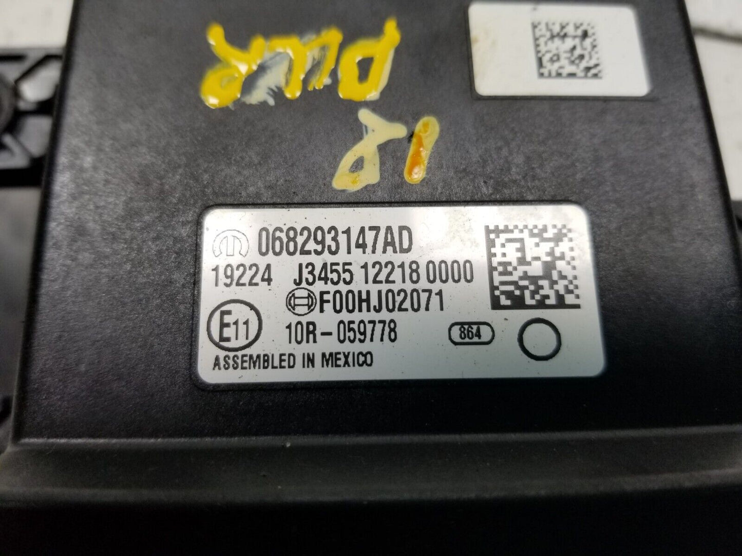 16 17 18 19 20 Dodge Durango Blind Spot Control Module  068293147ad OEM