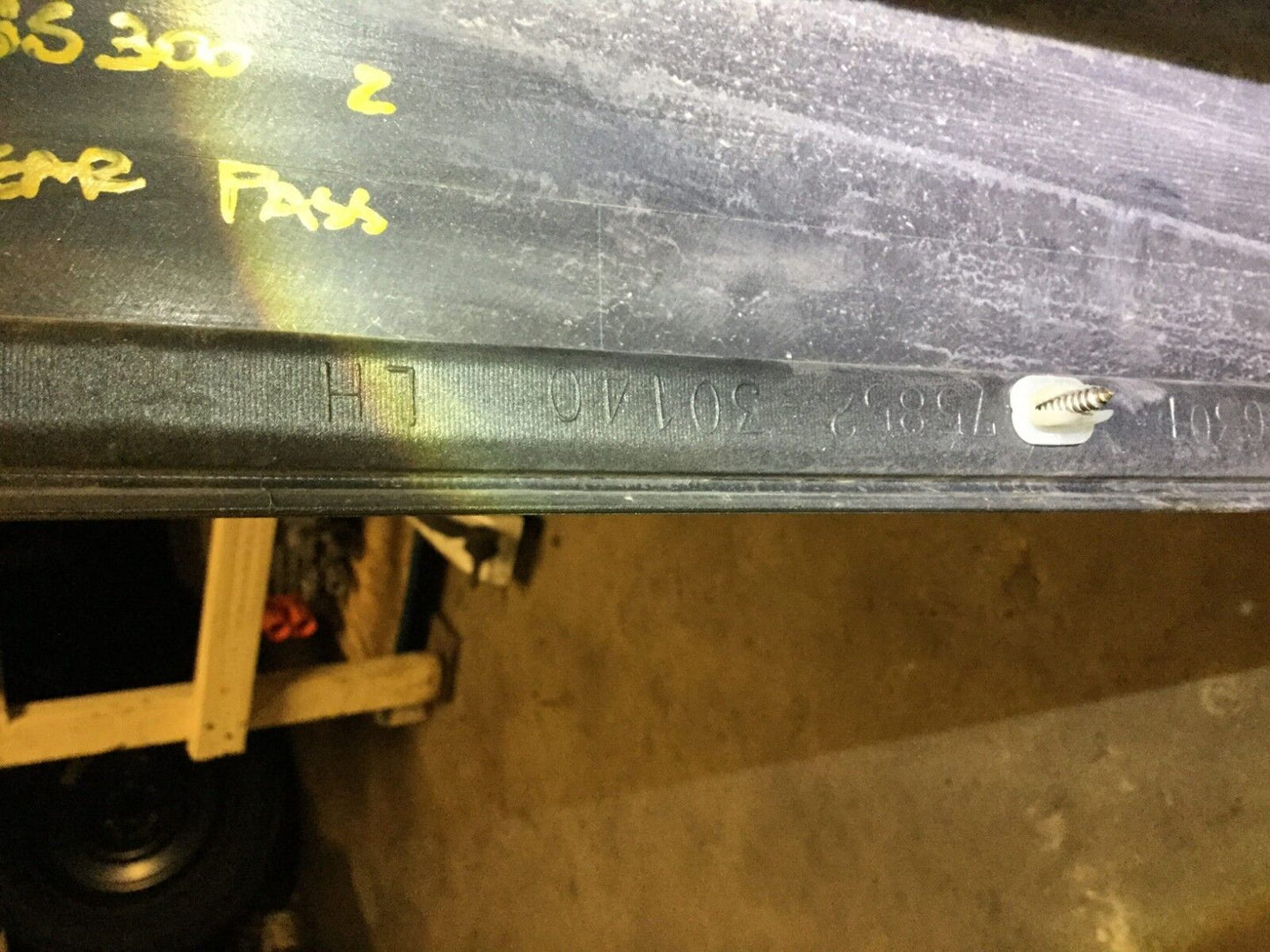 00 01 02 03 04 05 Lexus GS300 Molding Rocker Panel Dr Side Skirt  Front Left OEM