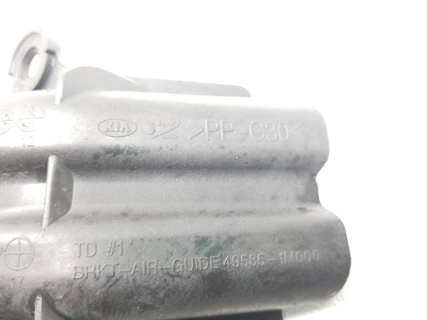 12 13 14 15 Kia Rio Front Bumper Bracket Driver Side Pair OEM