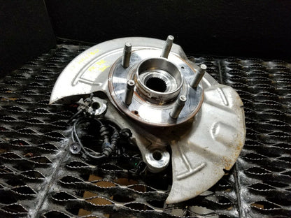 16 17 18 19 Chevrolet Malibu Front Left Driver Side Spindle Knuckle OEM 3k