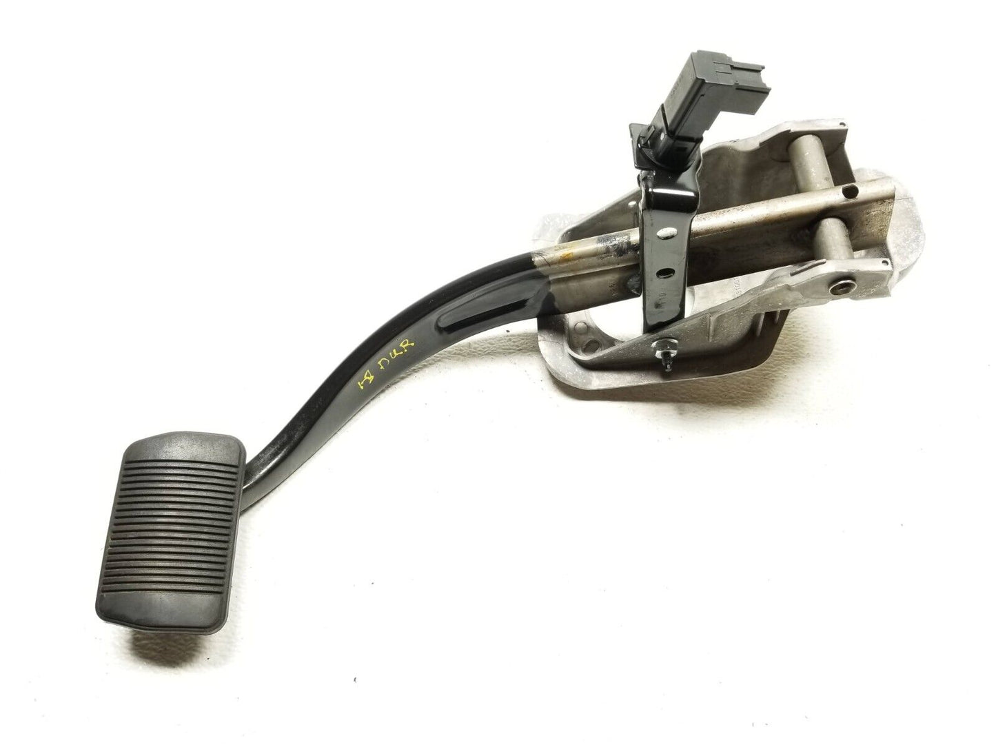 16 17 18 19 20 Dodge Durango Brake Pedal OEM 63k Miles