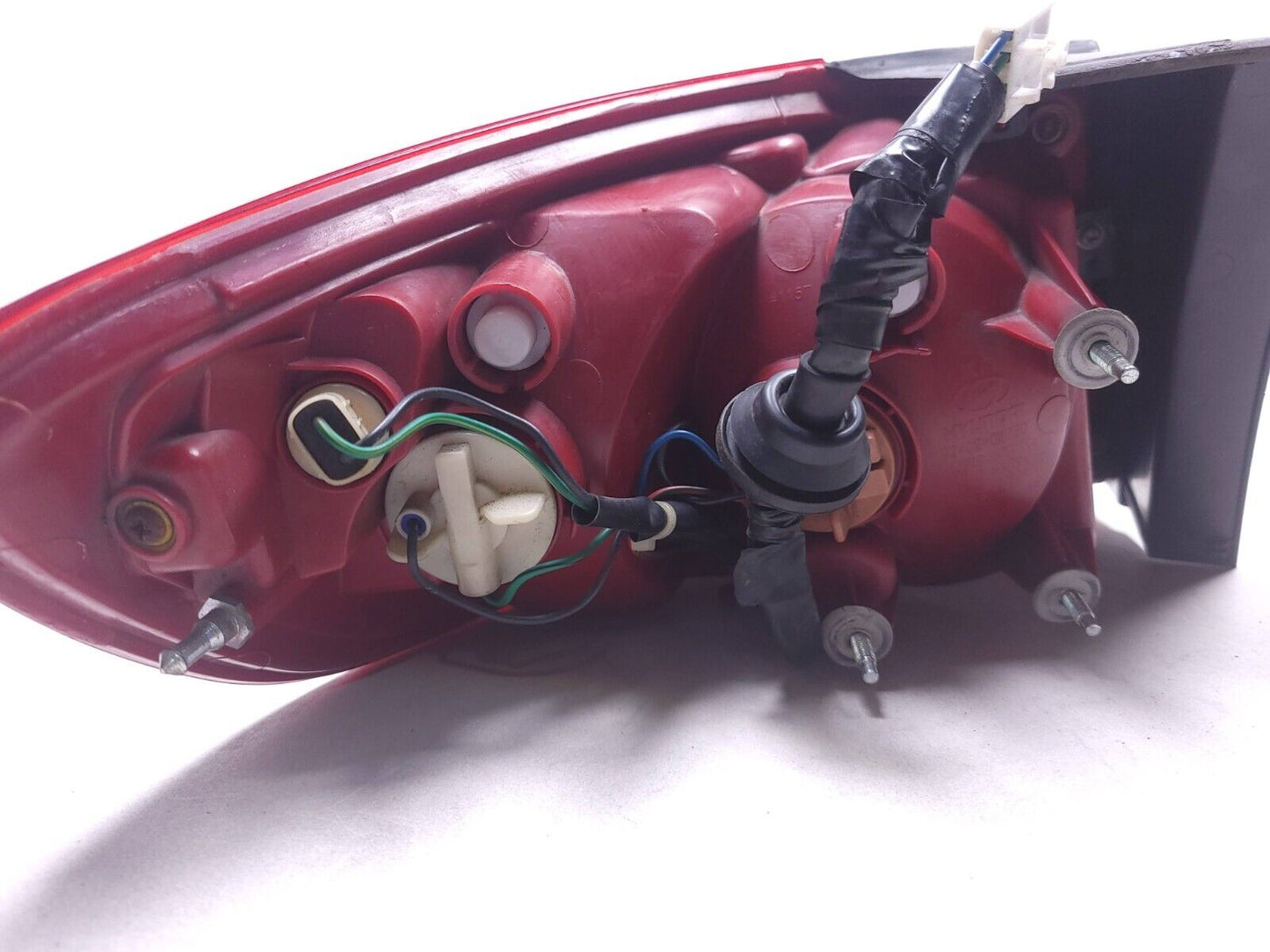 2007-2009 Hyundai Santa Fe Tail Light Left Driver Side OEM