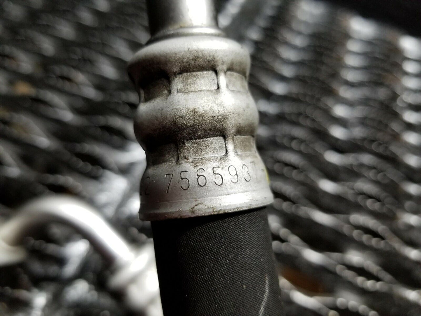 06 07 08 09 10 BMW 650i E63 N62 Engine Oil Cooler Pipe Line Upper OEM