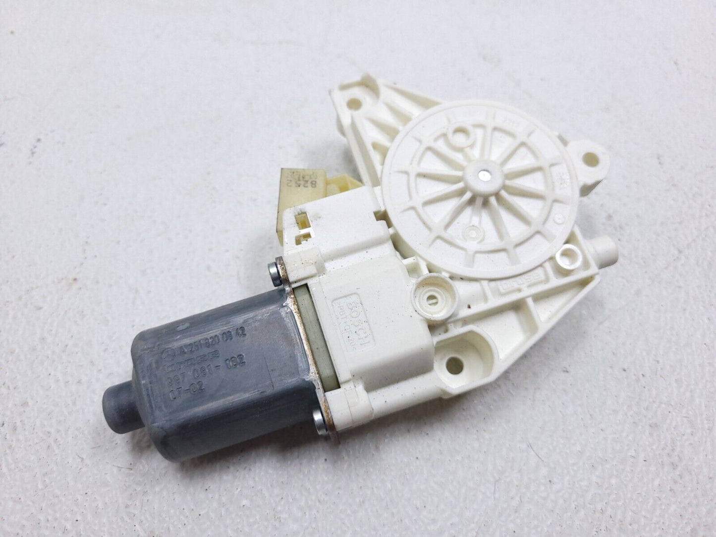 06-11 Mercedes W164 Ml Ml500 Door Window Motor Front Right Pass Side OEM