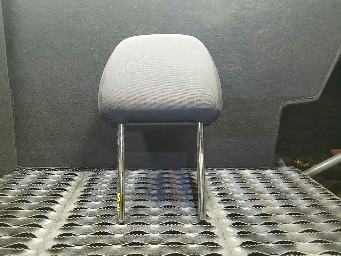 11 12 13 14 15 Chevy Cruze Front Left Driver Seat Headrest Head Rest OEM