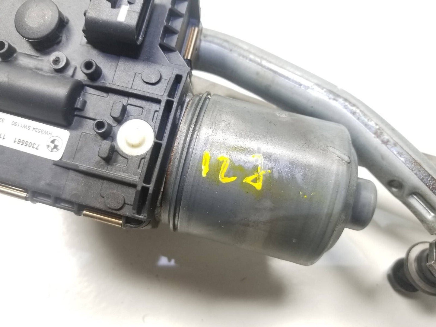 09 10 11 12 BMW 750li Windshield Wiper Motor W/ Linkage OEM