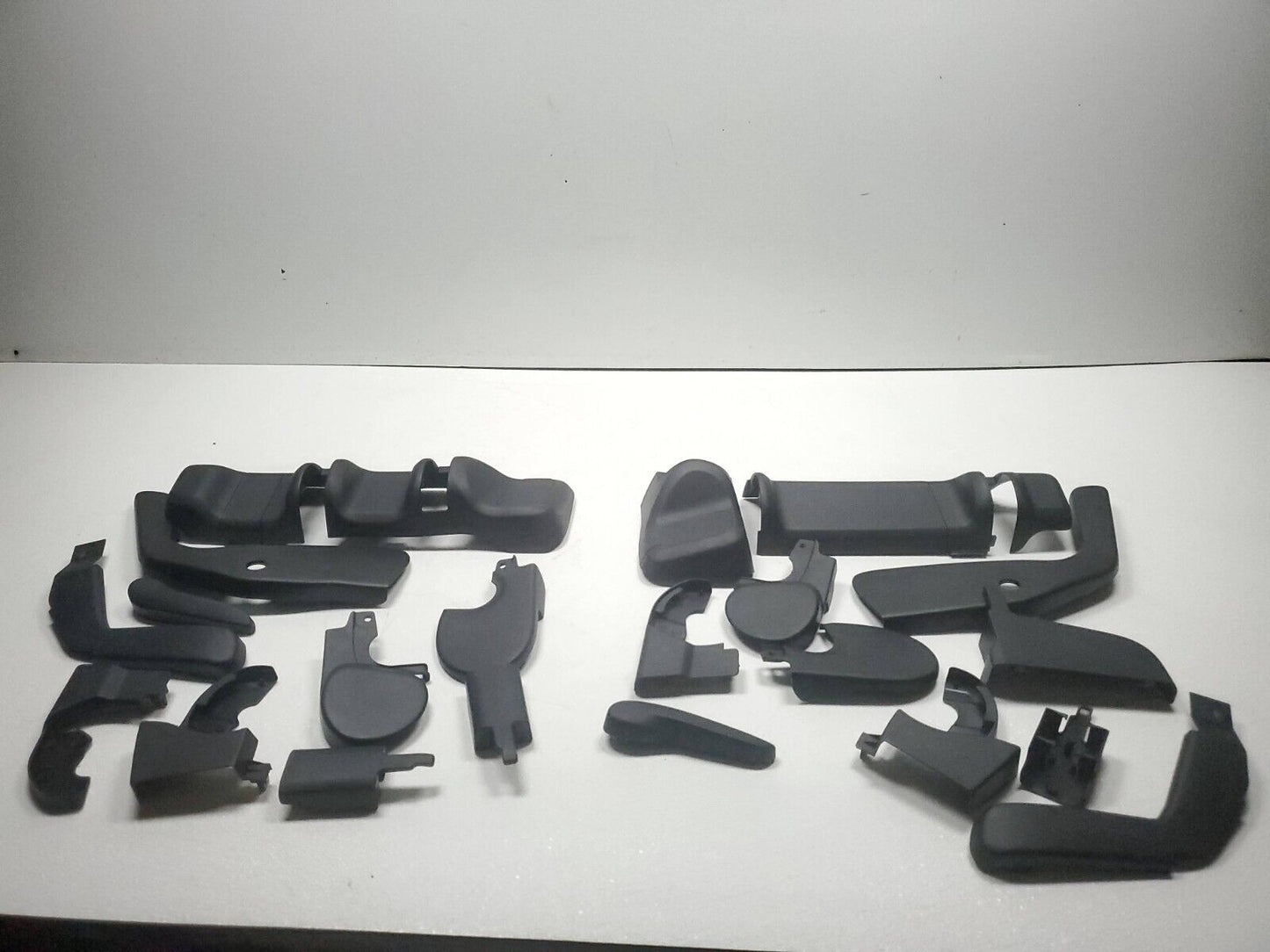 14 15 16 17 Jeep Grand Cherokee 2nd Second Row Seat Trim Cover OEM