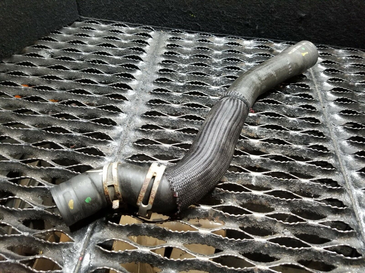 13 14 15 GMC Acadia Engine Radiator Cooling Upper Inlet Hose Line 3.6l OEM
