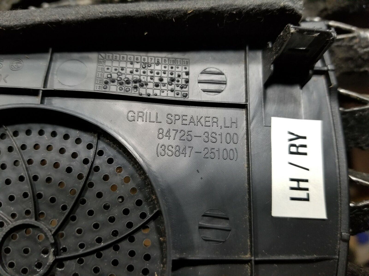 10 11 12 13 14 Hyundai Sonata Dash Speaker Grille Cover Left Driver Side OEM 55k