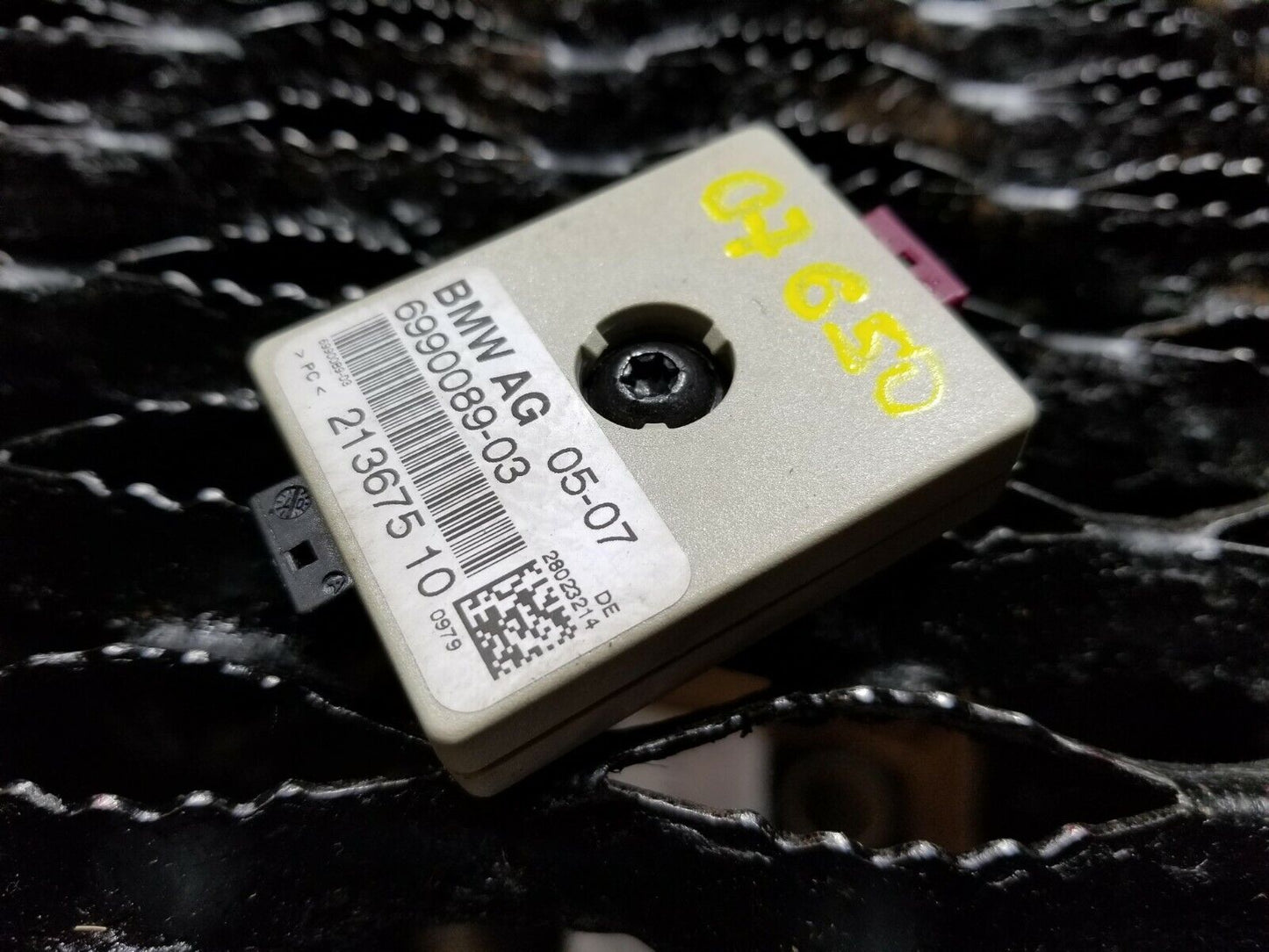 06 07 08 09 10 BMW 650i E63 Antenna Noise Suppression Filter OEM