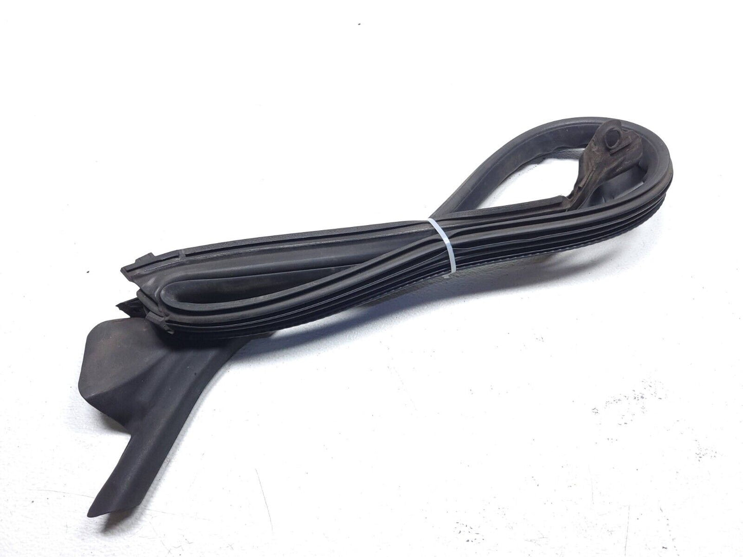 12 13 14 15 16 17 Audi A7 Door Weatherstrip Seal Front Left Driver Side OEM