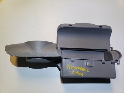07 08 09 10 11 12 Hyundai Veracruz Rear Right Pass Side 3rd Row Seat Cup Ho OEM