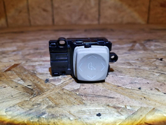 06 07 08 09 10 11 Cadillac DTS Front Right Passenger Side Seat Switch Lumbar OEM