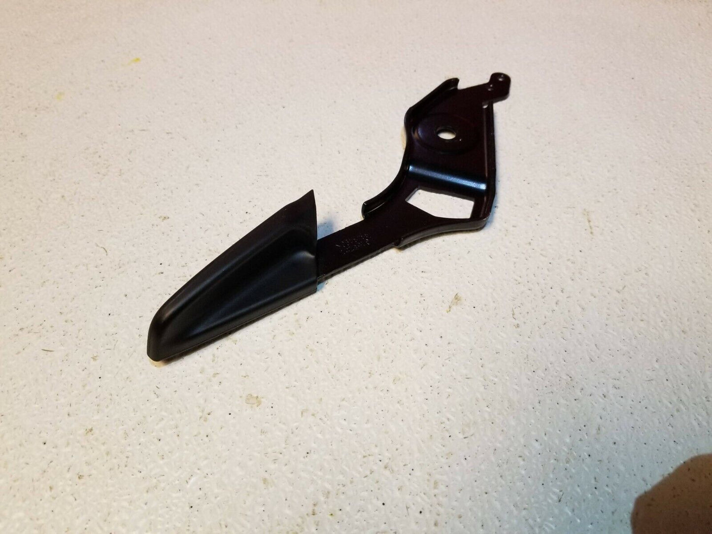 11 12 13 14 15  Audi Q7 Rear 2nd Row Seat Left Driver Fold Release Handle OEM