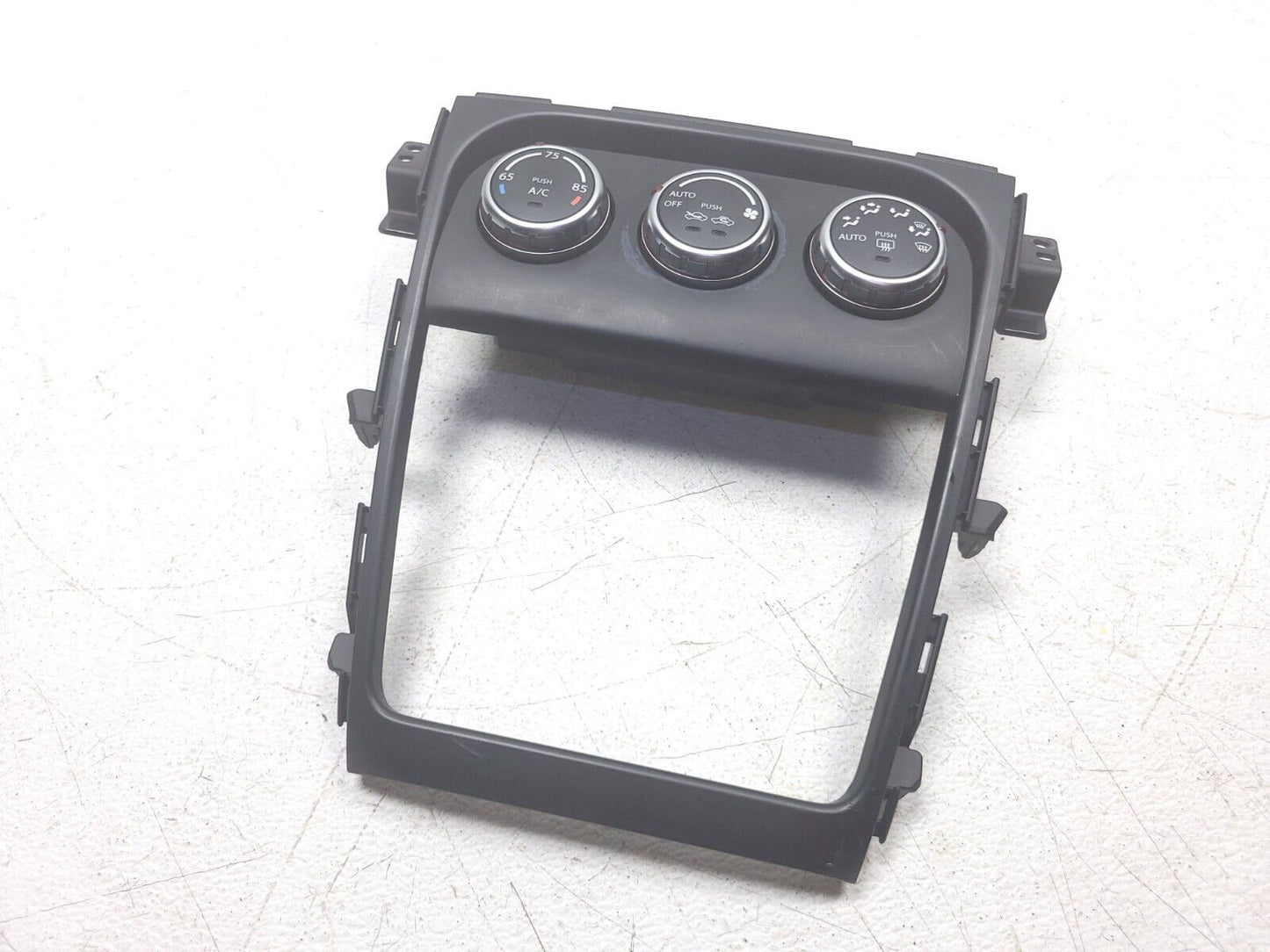 07 - 13 Suzuki Sx4 Hatchback AC Climate Control Switch W/ Trim 39510-80j31 OEM