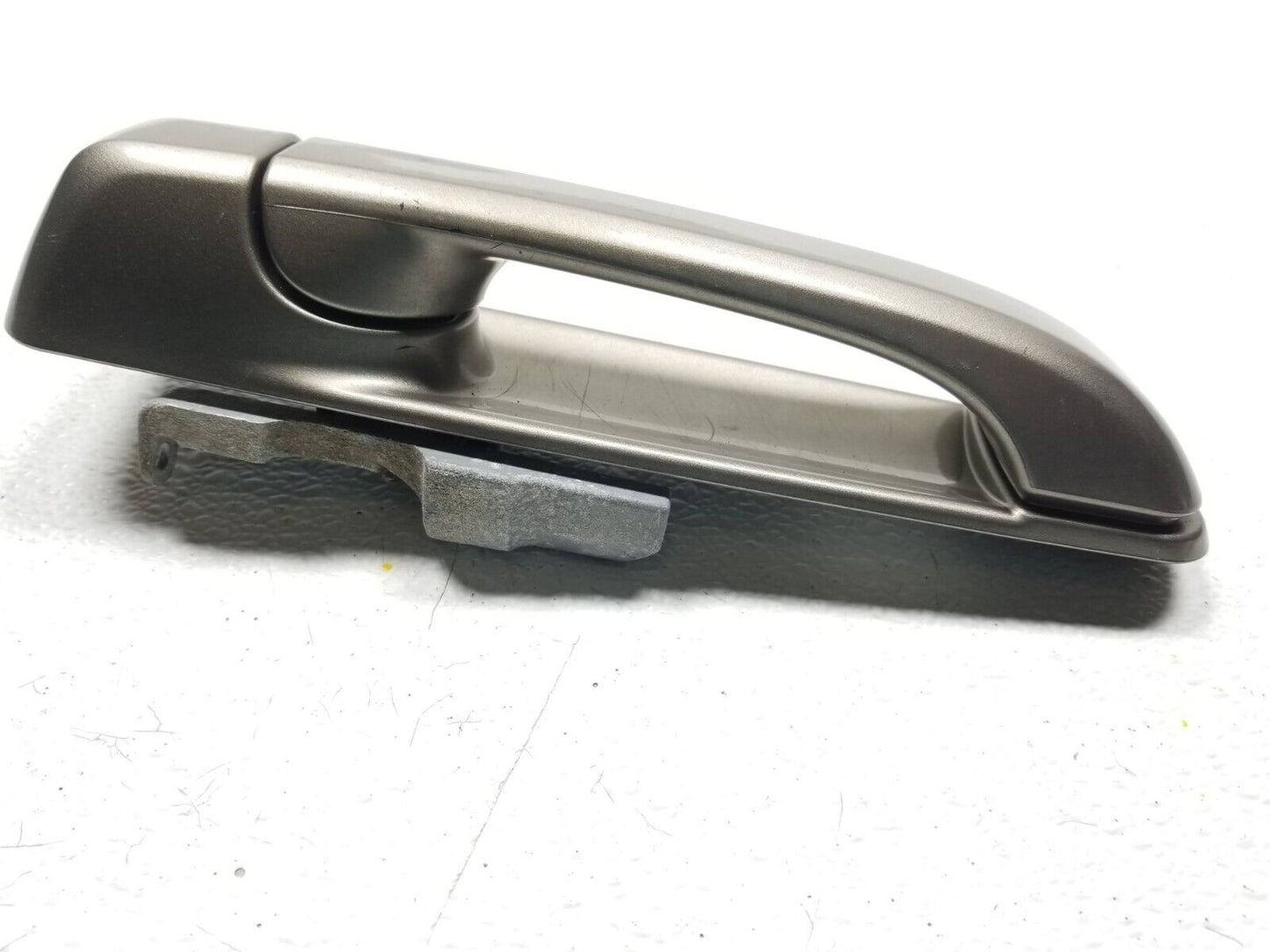 2006 - 2010 Jeep Grand Cherokee Rear Exterior Door Handle Driver Side Left OEM