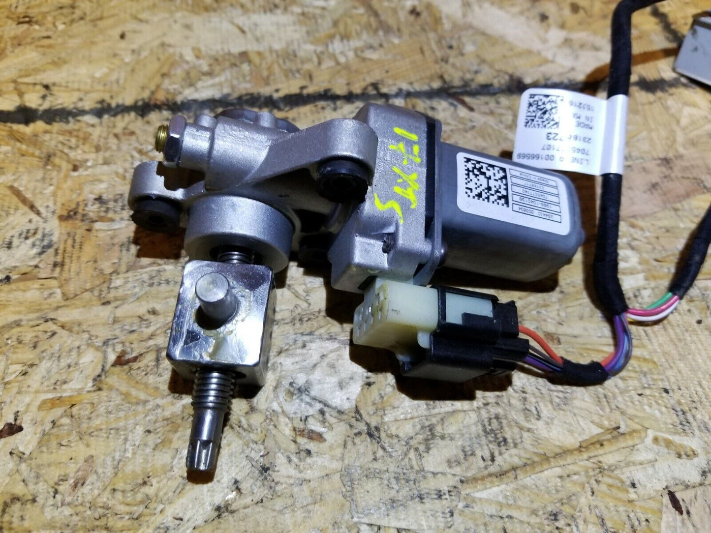 17 18 19 20 Cadillac Xt5 Steering Column Tilt Telescope Motor OEM