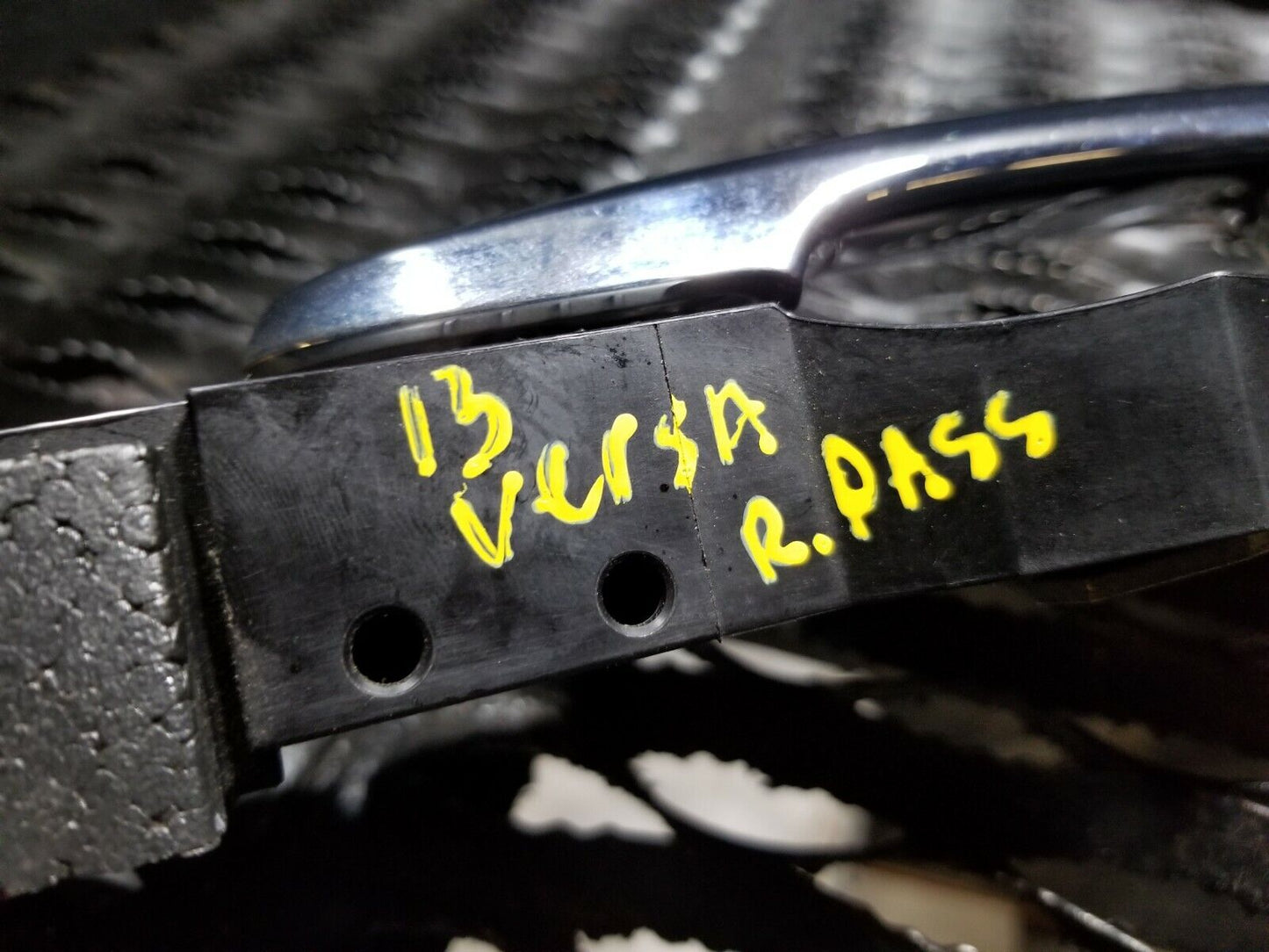 13 14 15 16 Nissan Versa Sdn Rear Right Pass Side Exterior Door Handle OEM