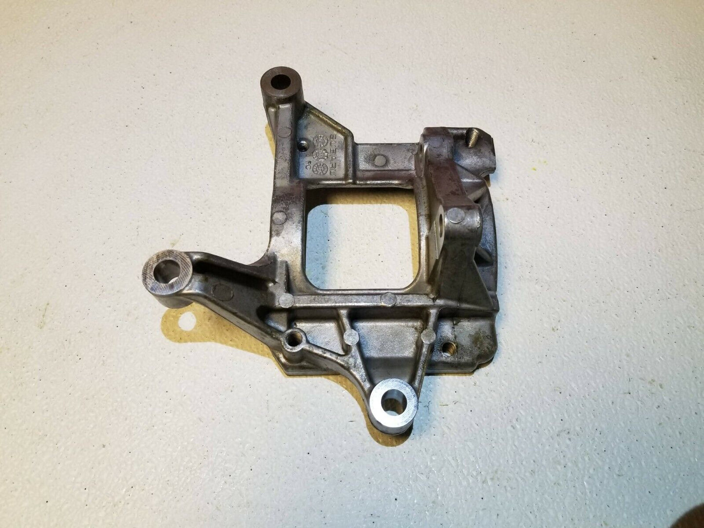 16 17 Subaru Legacy 2.5l A/c Compressor Mounting Bracket OEM 10k Miles