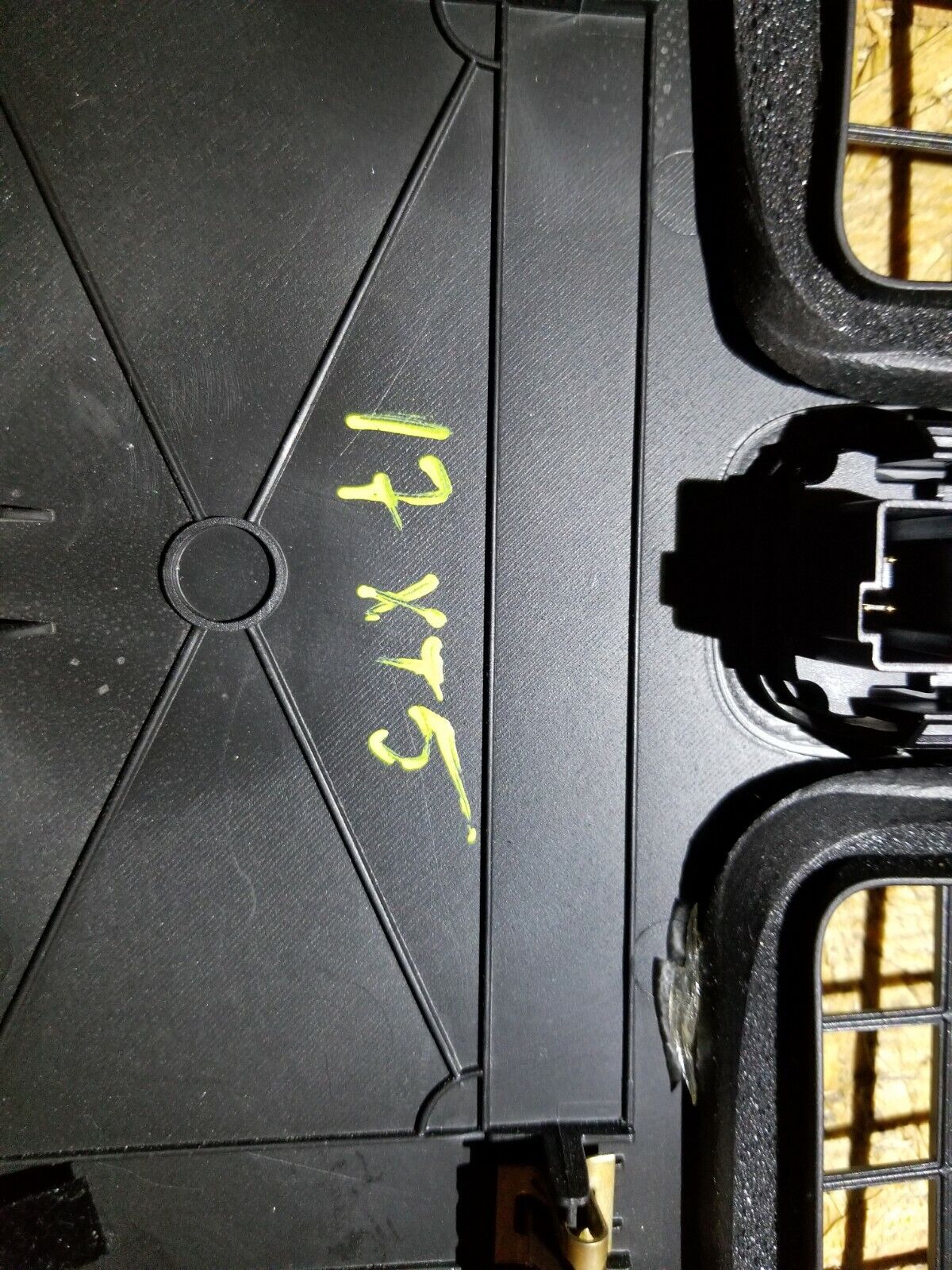 17 18 19 20 Cadillac Xt5 Dash Defroster Panel Grille OEM 34k