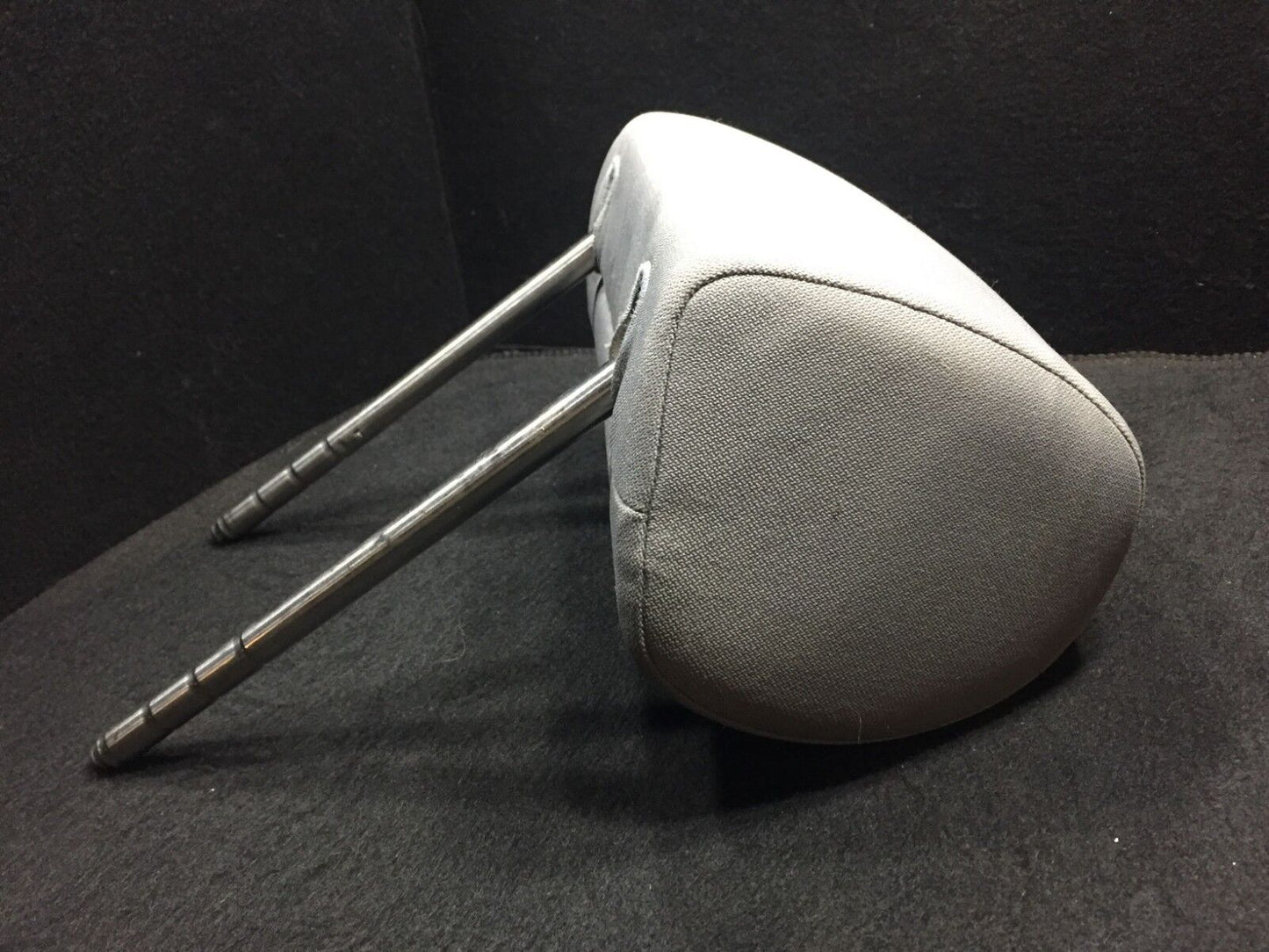 2002 2003 2004 VW Passat B5 Front Left Driver Seat Headrest / Head Rest OEM D23