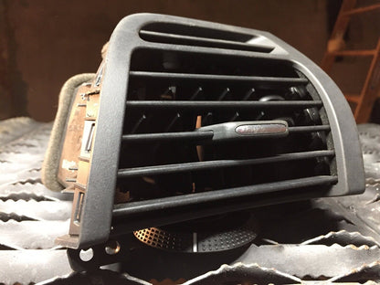 04 05 06 07 08 Acura Tl-s Dash Heater Vent Right Passenger Side OEM