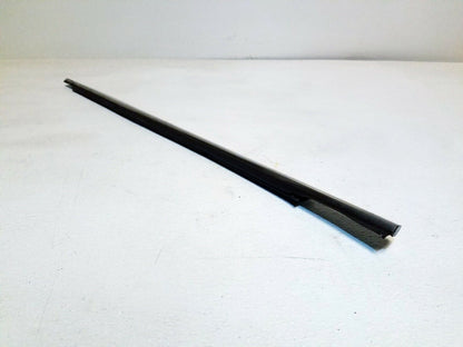 07 08 09 10 11 12 Veracruz Front Right Pass Dooe Window Belt Seal Molding OEM