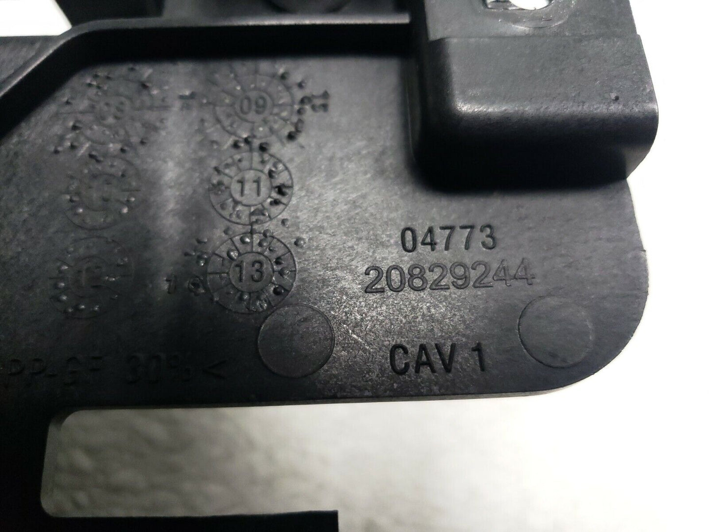 14 15 16 17 GMC Terrain Radio Sterio Audio Power Amplifier Bracket OEM 14k Miles