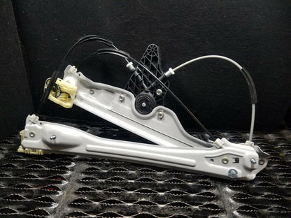 16 17 18 19 Chevrolet Malibu Front Left Driver Window Regulator & Motor OEM 3k