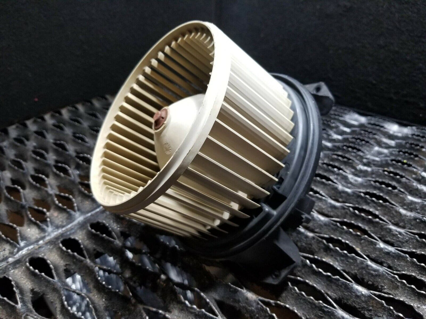 05 06 07 08 09 Ford Mustang Convertible Blower Motor OEM 44k