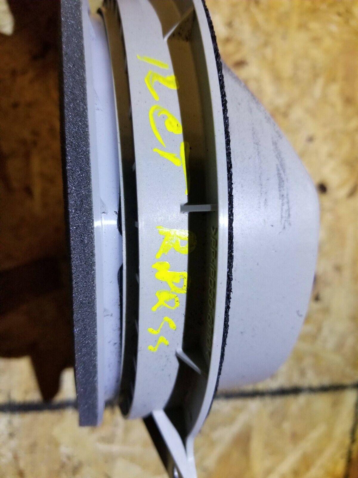 11 12 13 14 15 Lexus CT200h Rear Right Passenger Door Speaker OEM