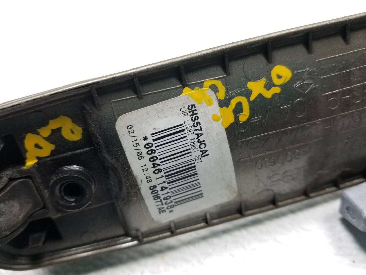 2006 - 2010 Jeep Grand Cherokee Rear Exterior Door Handle Driver Side Left OEM