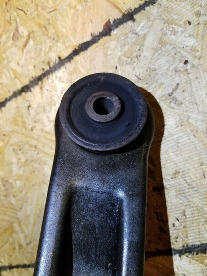 06 07 08 09 10 11 Lincoln Town Car Rear Right Pass Side Lower Control Arm OEM