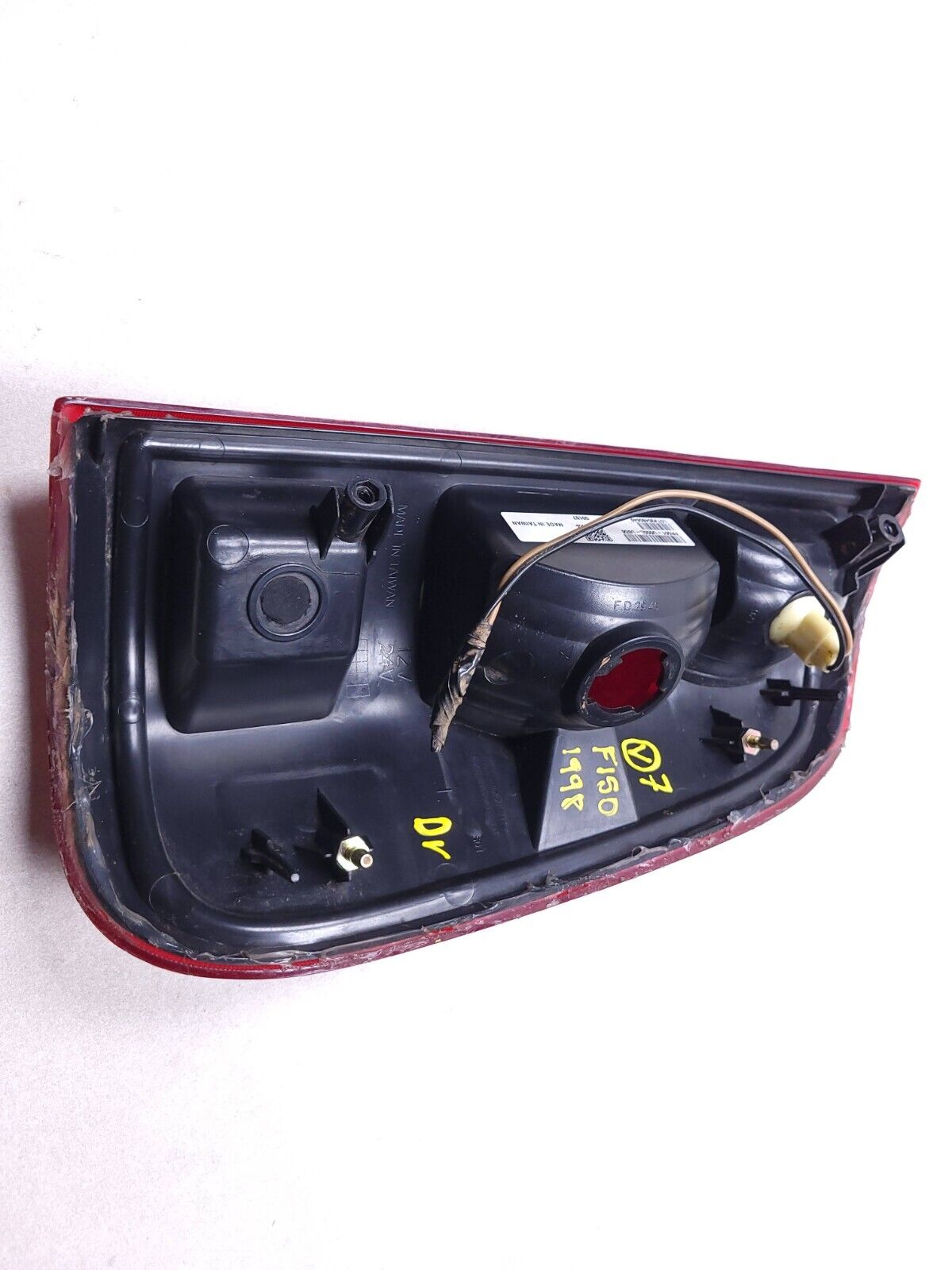 1997 - 2003 Ford F150 Tail Light Lamp Driver Side Left
