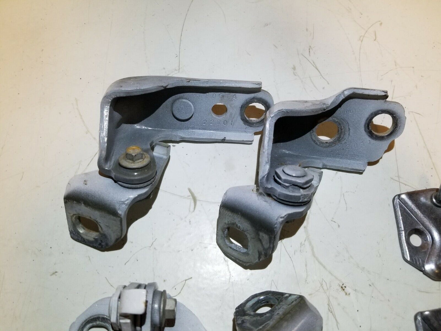 13 14 15 16 Ford Escape Left Driver Side Door Hinge OEM 83k