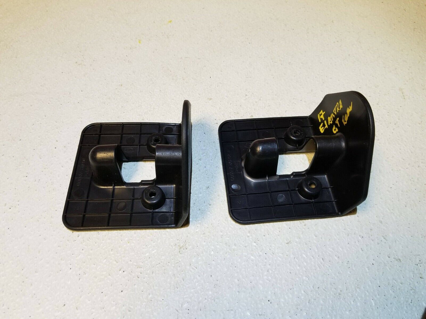 14 15 16 17 Hyundai Elantra Gt Rear Seat Down Fold Lock Trim 2pcs OEM 35k