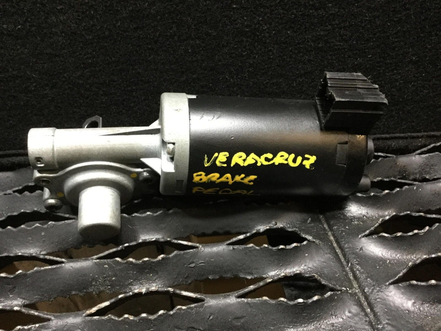 07 08 09 10 11 12 Hyundai Veracruz Pedal Adjustment Motor Gas Brake OEM